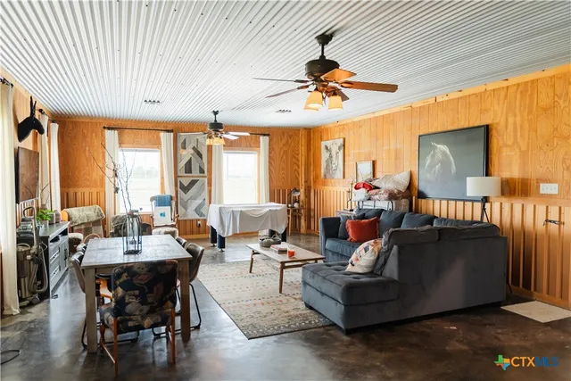 $795,000 | 836 County Road 446, Eddy, TX 76524