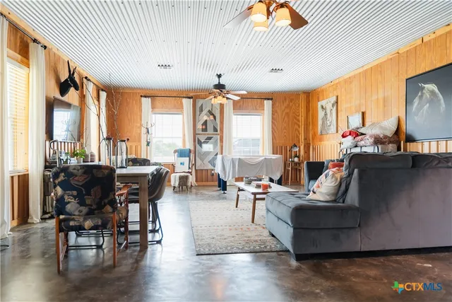 $795,000 | 836 County Road 446, Eddy, TX 76524