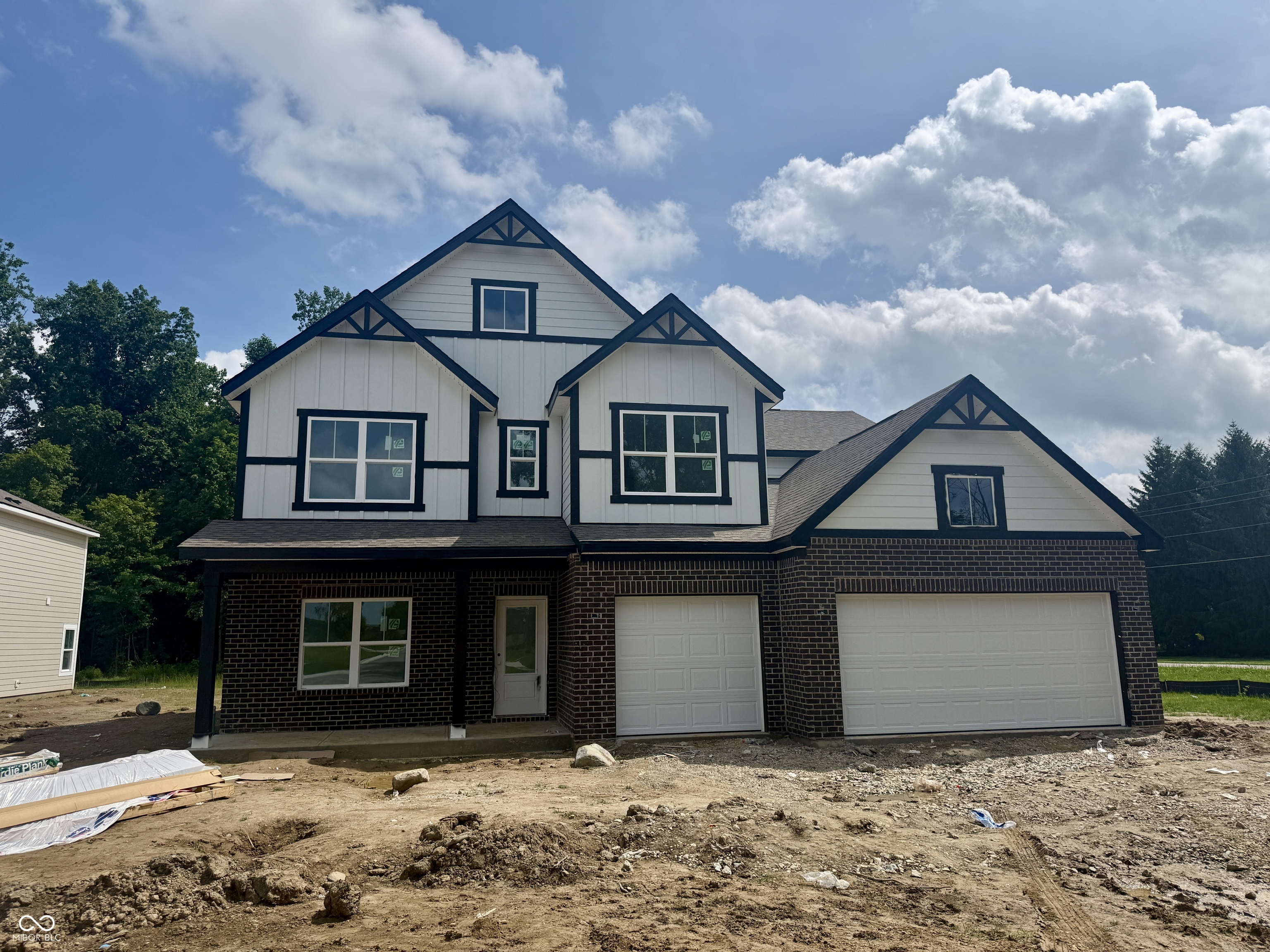 5765 Chadwick Drive Pendleton, IN 46064 - Photo 1 of 48