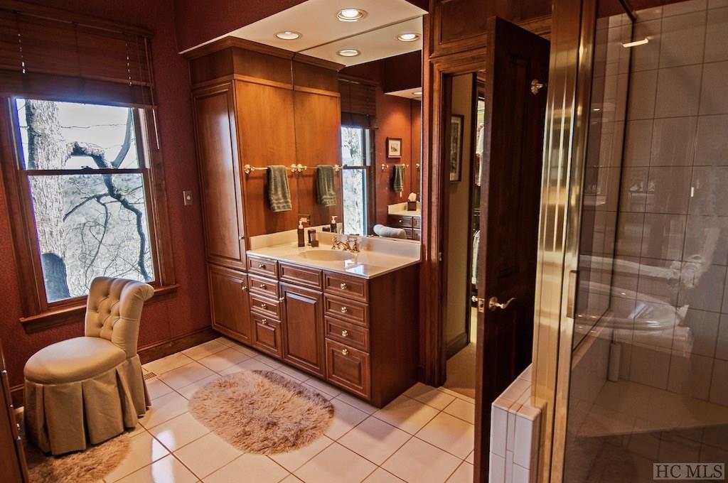 37 Bonnevista Road Highlands, NC 28741 - Photo 19 of 43 Gallery Image 19