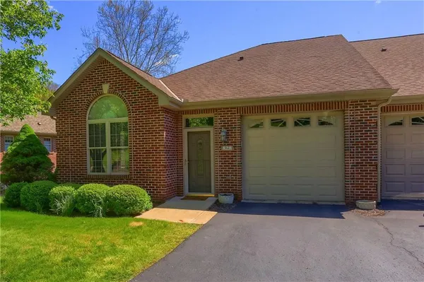 $400,000 | 828 Village Drive, Pittsburgh, PA 15237