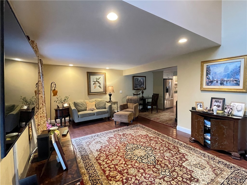 4875 Huntwood Path Manlius, NY 13104 - Photo 12 of 37