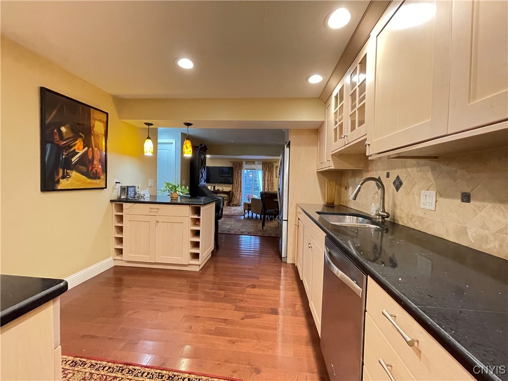 4875 Huntwood Path Manlius, NY 13104 - Photo 15 of 37