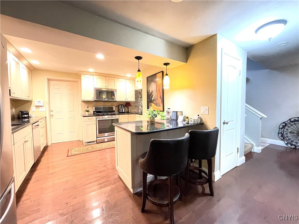 4875 Huntwood Path Manlius, NY 13104 - Photo 17 of 37