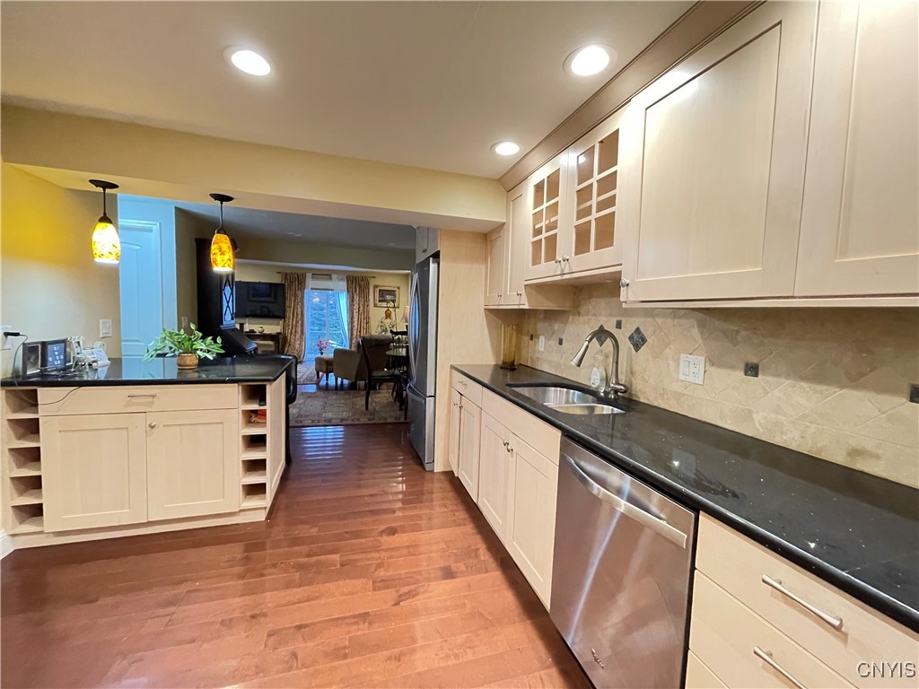 4875 Huntwood Path Manlius, NY 13104 - Photo 19 of 37