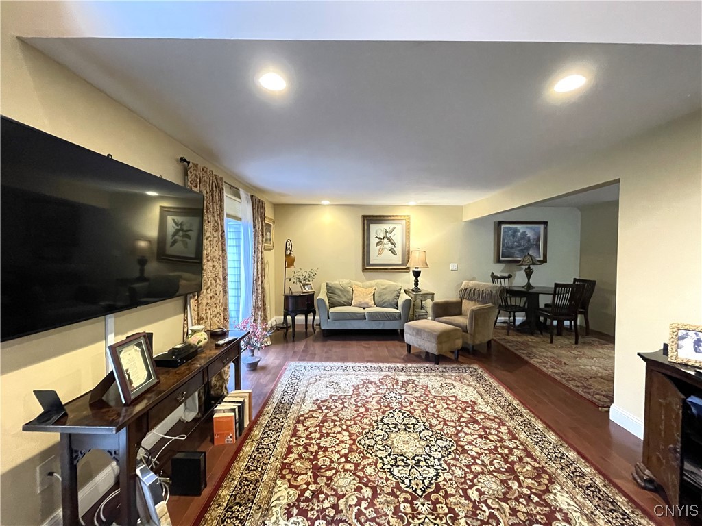 4875 Huntwood Path Manlius, NY 13104 - Photo 9 of 37