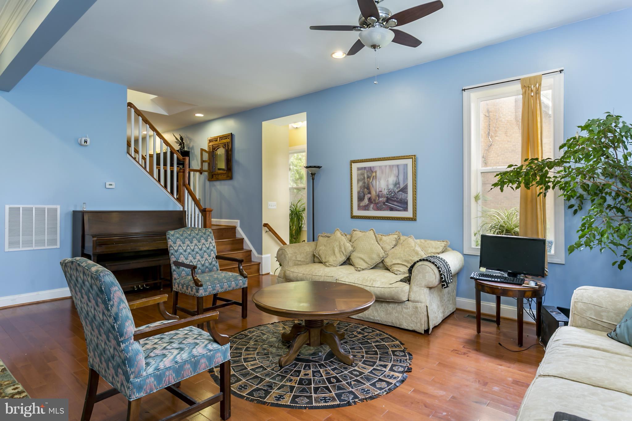 2332 Naylor Road Southeast Washington, DC 20020 - Photo 2 of 17 Living Room