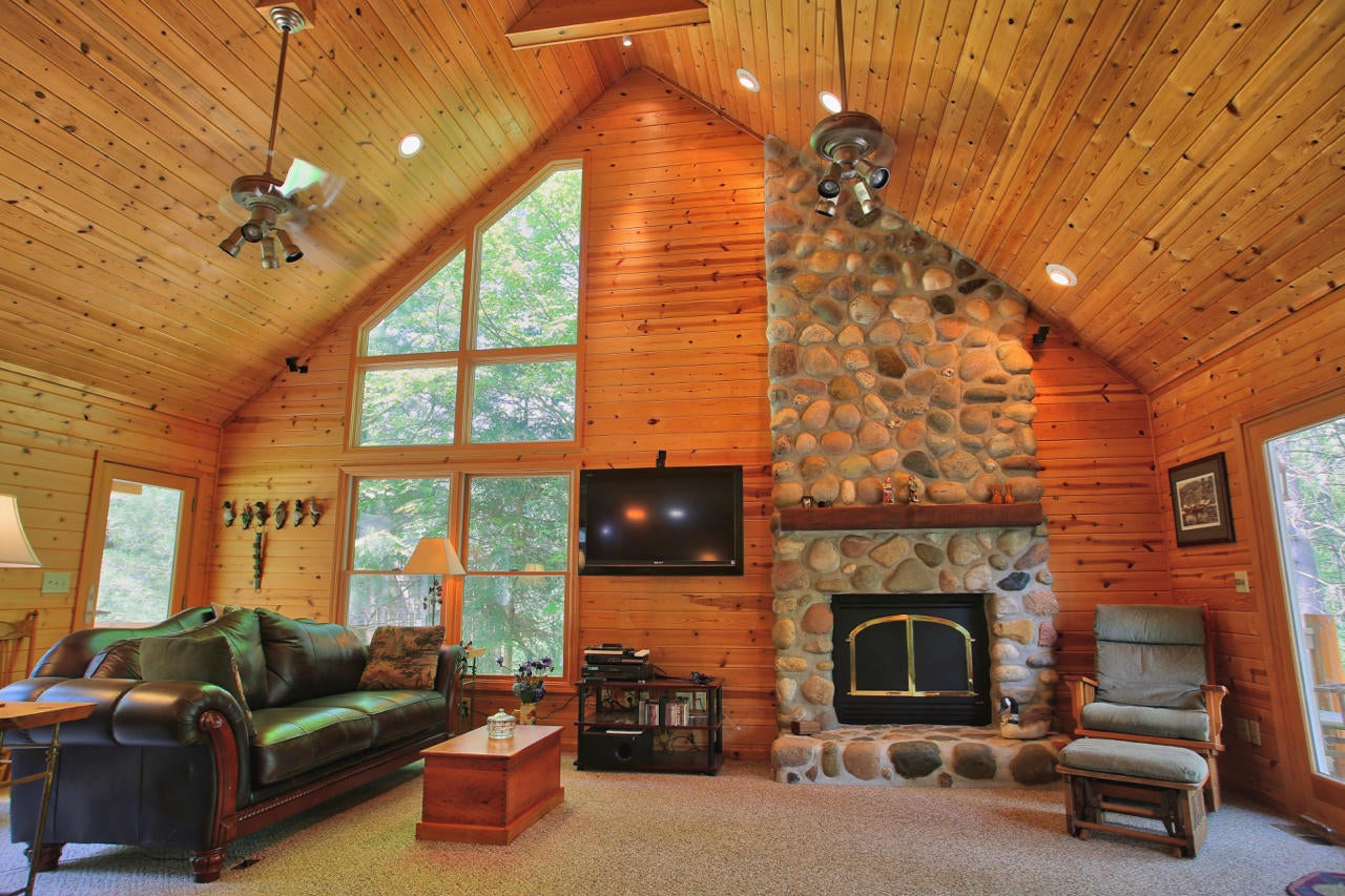 9252 Twin Bridge Road Grayling, MI 49738 - Photo 4 of 31 Gallery Image 4