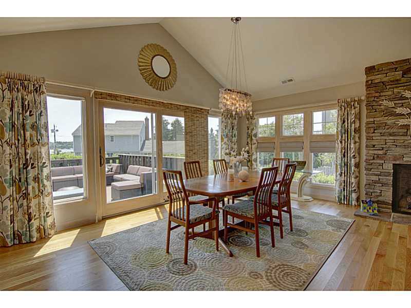 229 Bonnet Point Road Narragansett, RI 02882 - Photo 11 of 23 Living Room.