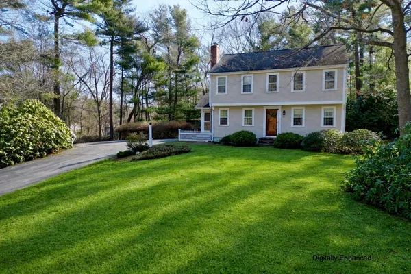 $749,900 | 10 Pine Brook Drive, Kingston, MA 02364