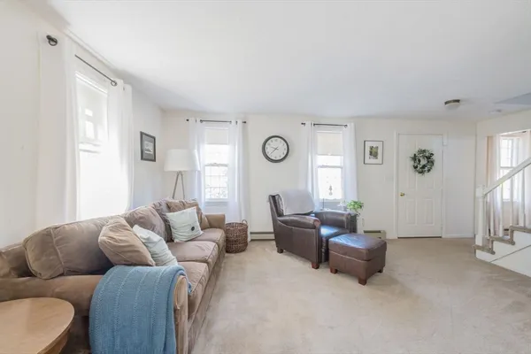 $749,900 | 10 Pine Brook Drive, Kingston, MA 02364