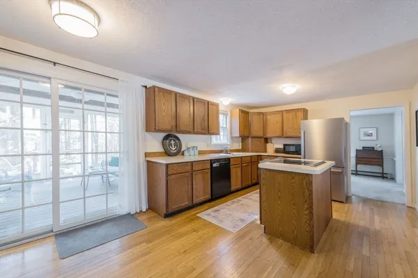 $749,900 | 10 Pine Brook Drive, Kingston, MA 02364