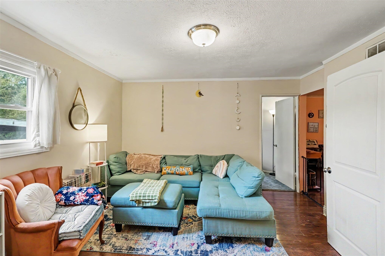 4149 Rivington Street Kalamazoo, MI 49008 - Photo 4 of 27