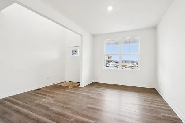 $699,990 | 1231 Wildflower Lane, Bartlett, IL 60103