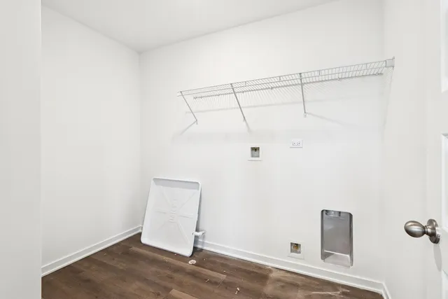 $699,990 | 1231 Wildflower Lane, Bartlett, IL 60103