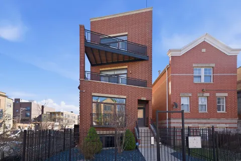 $699,000 | 1457 North Artesian Avenue, Unit 1, Chicago, IL 60622