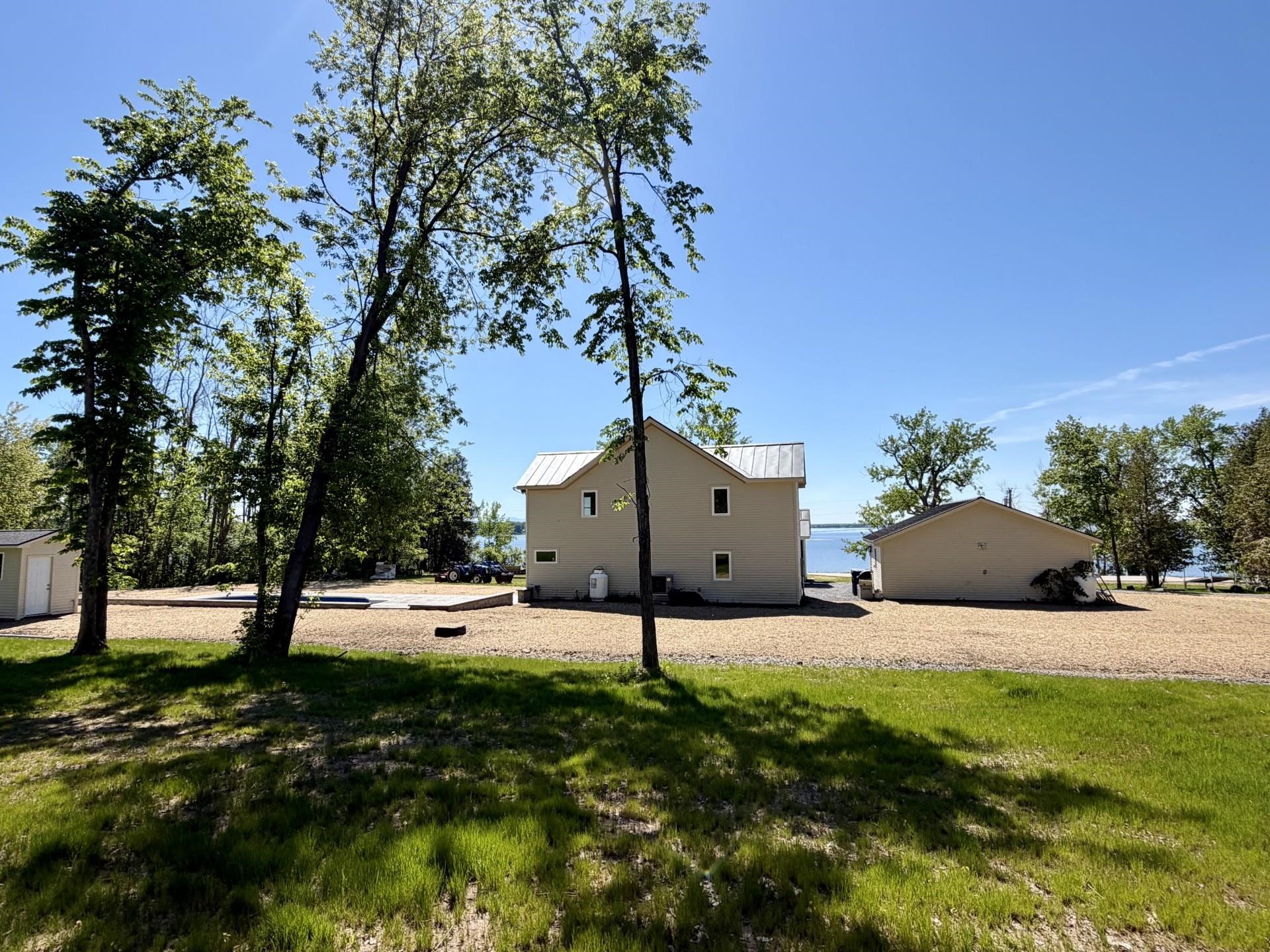 3953 West Shore Road Alburgh, VT 05440 - Photo 7 of 48