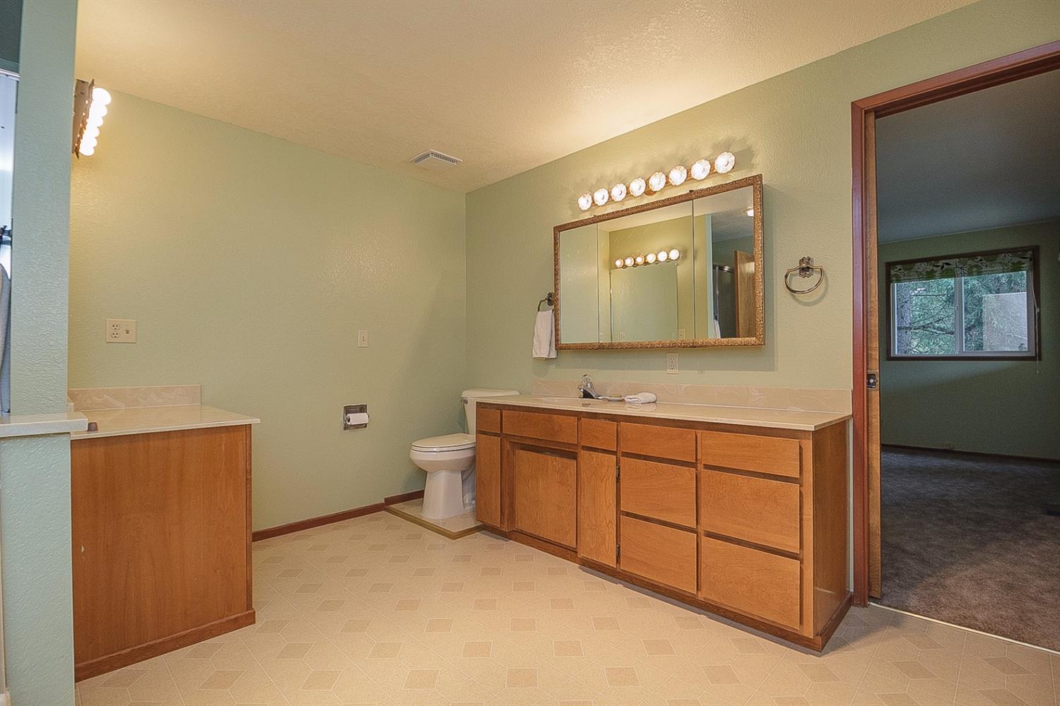 1614 Lampman Road Gold Hill, OR 97525 - Photo 20 of 33 Additional Photo