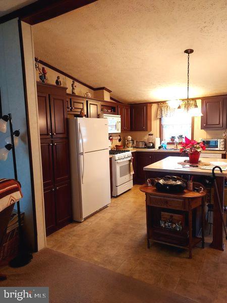 78 Broadwing Drive Hanover, PA 17331 - Photo 3 of 17 Kitchen area with island