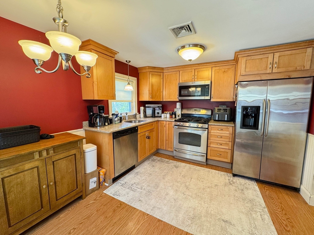 81-83 South Road Bedford, MA 01730 - Photo 3 of 19