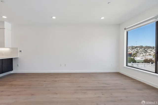 $1,495,000 | 2 Russia Avenue, Unit 402, San Francisco, CA 94112