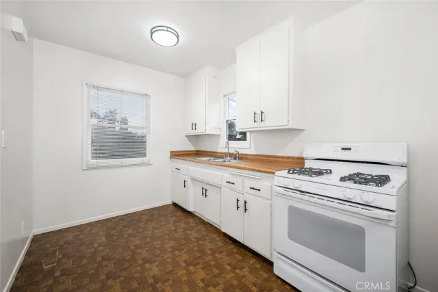 $1,295,000 | 1612 Orange, Costa Mesa, CA 92626