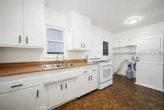 $1,295,000 | 1612 Orange, Costa Mesa, CA 92626