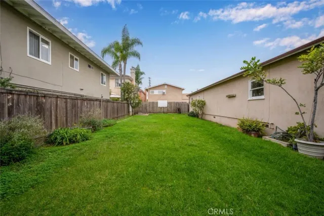 $1,295,000 | 1612 Orange, Costa Mesa, CA 92626