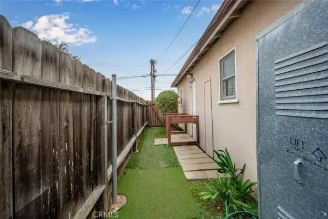 $1,295,000 | 1612 Orange, Costa Mesa, CA 92626