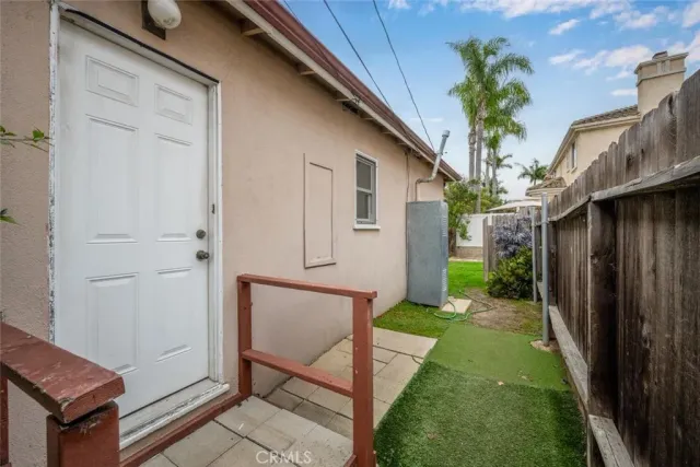 $1,295,000 | 1612 Orange, Costa Mesa, CA 92626