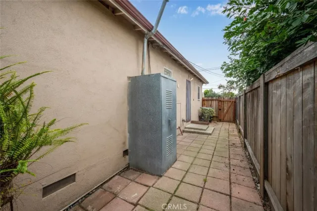 $1,295,000 | 1612 Orange, Costa Mesa, CA 92626