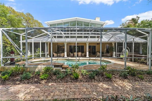 $2,300,000 | 540 Southeast St Lucie Boulevard, Stuart, FL 34996