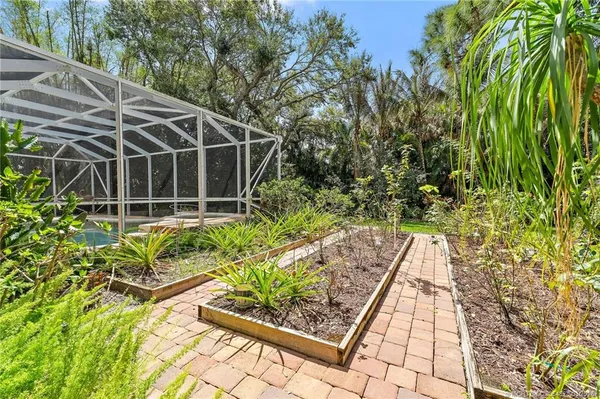 $2,300,000 | 540 Southeast St Lucie Boulevard, Stuart, FL 34996