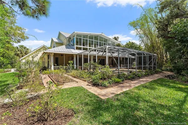 $2,300,000 | 540 Southeast St Lucie Boulevard, Stuart, FL 34996