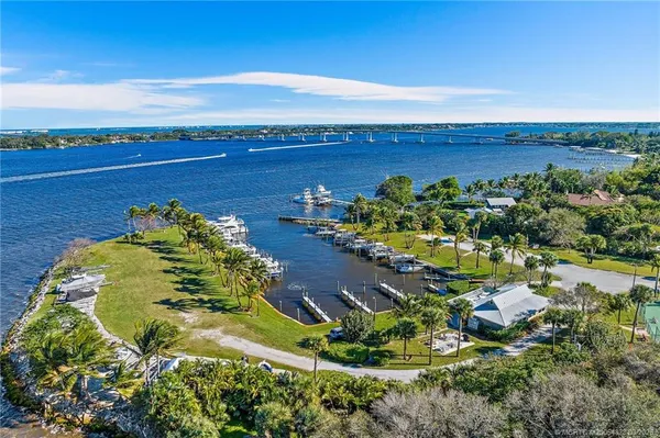 $2,300,000 | 540 Southeast St Lucie Boulevard, Stuart, FL 34996