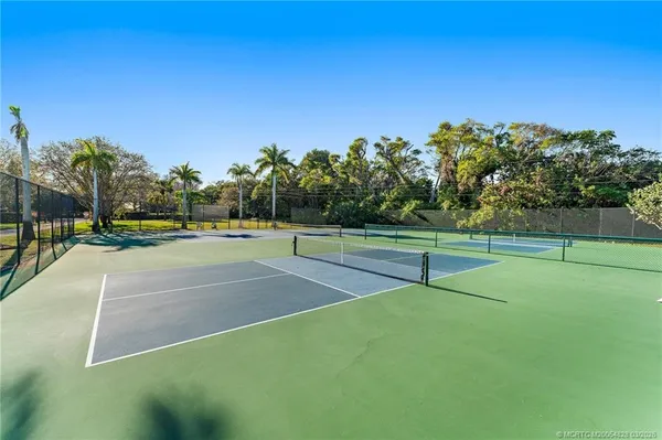 $2,300,000 | 540 Southeast St Lucie Boulevard, Stuart, FL 34996