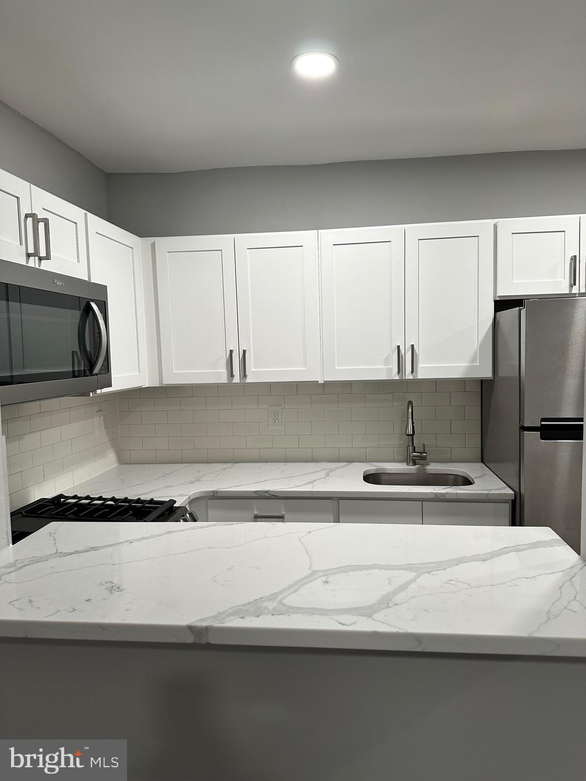 625-633 Vernon Road, Unit 2A Philadelphia, PA 19119 - Photo 7 of 17