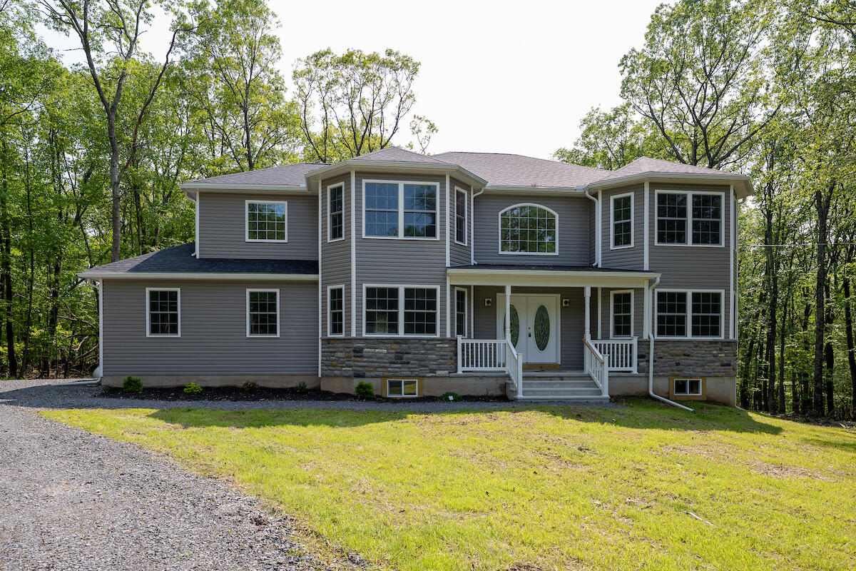 130 Sugar Hill Road, Unit 4 Effort, PA 18353 - Photo 3 of 62 LL1_0054
