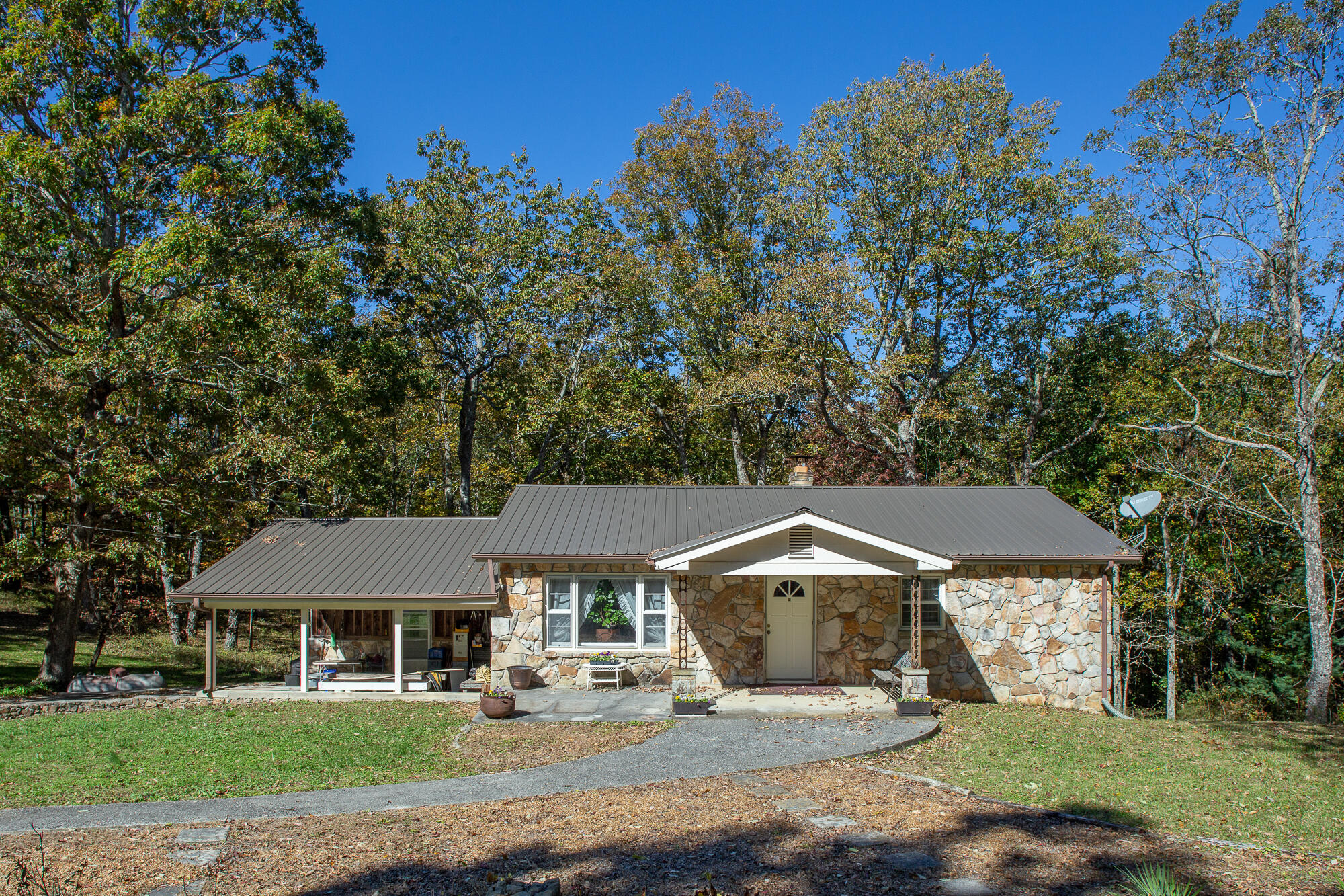 1924 Plum Nelly Road Rising Fawn, GA 30738 - Photo 1 of 45 20211027_1924PlumNelly_HoltWebb_0061