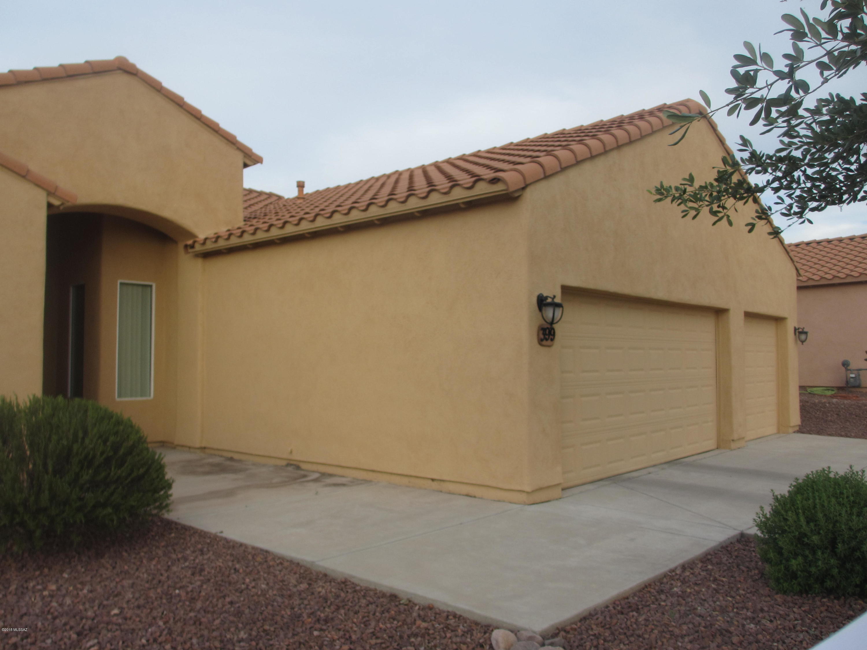 399 Via Capri Rio Rico, AZ 85648 - Photo 4 of 34