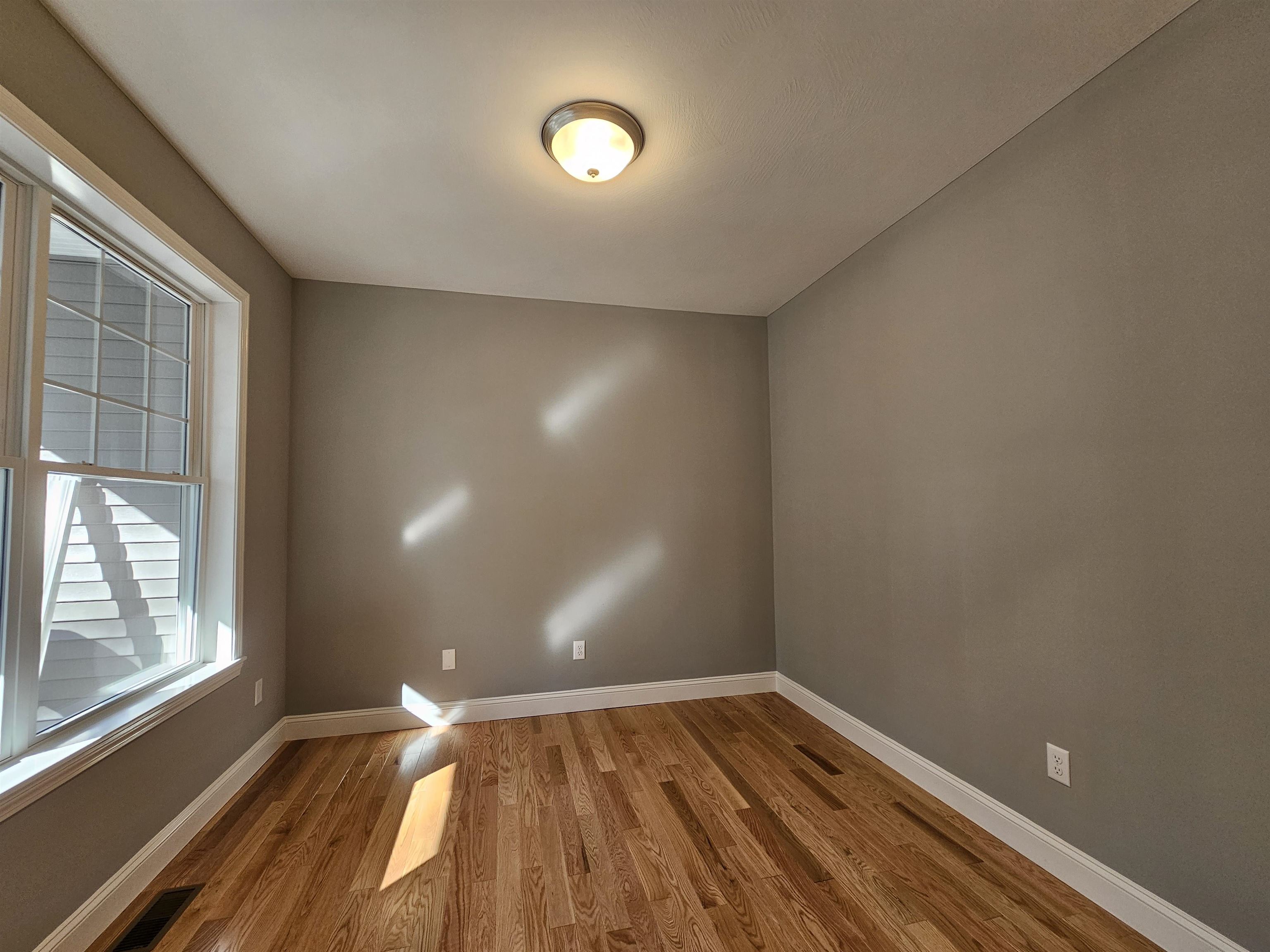 53 Curtisville Road, Unit 3 Concord, NH 03301 - Photo 5 of 36