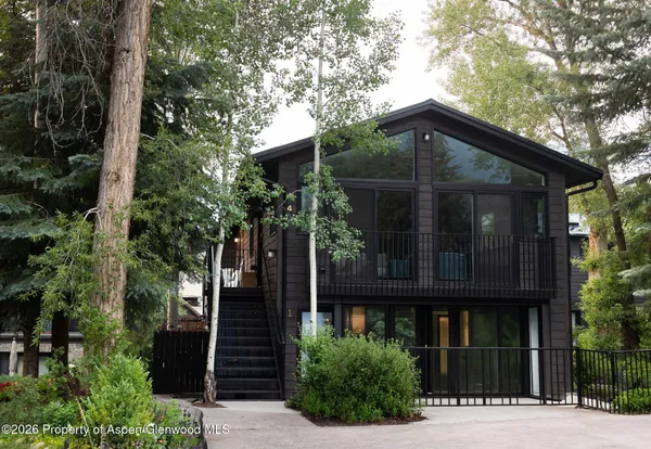 $4,250,000 | 950 East Durant Avenue, Unit 4, Aspen, CO 81611