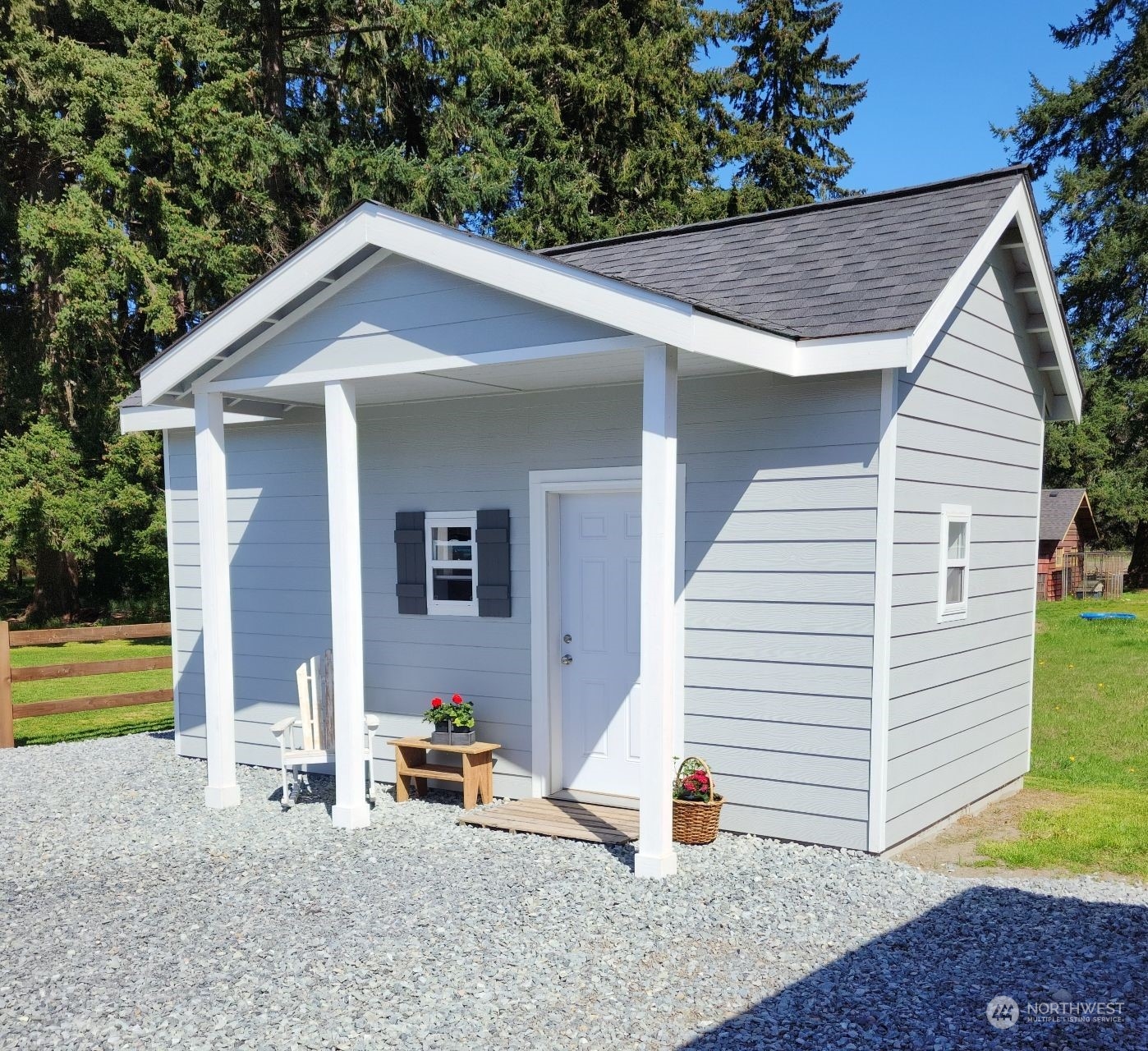 19312 Patterson Road East Orting, WA 98360 - Photo 4 of 39 a backyard of a house with sofas