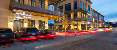 $640,000 | 203 Memorial Parkview Drive, Houston, TX 77024