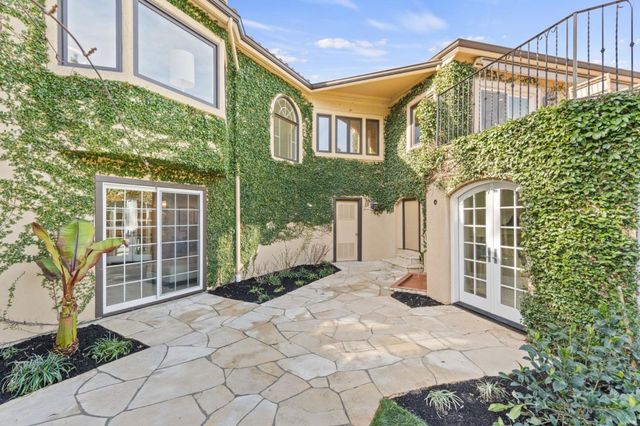 $7,900,000 | 12650 Corte Madera Lane, Los Altos Hills, CA 94022