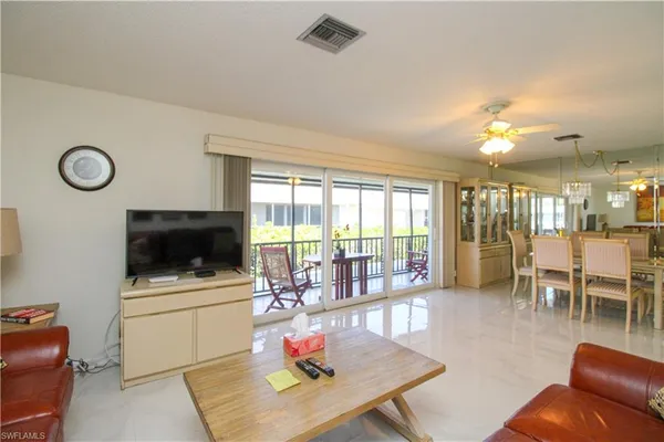 $4,000 | 239 Palm Drive, Unit 2, Naples, FL 34112