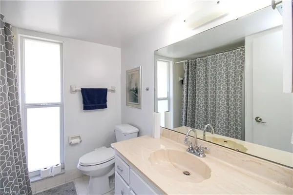 $4,000 | 239 Palm Drive, Unit 2, Naples, FL 34112