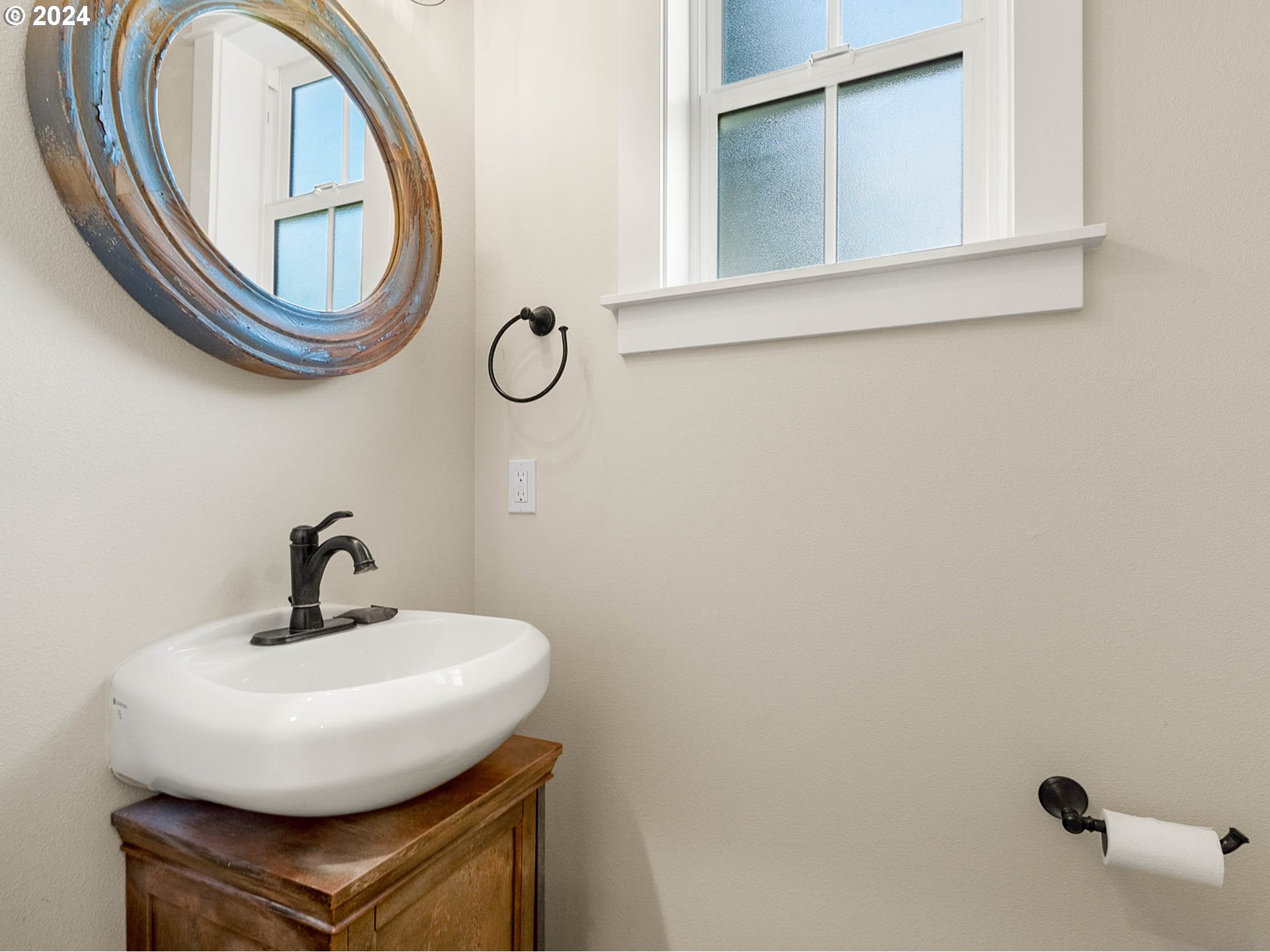 11320 Northwest Old Cornelius Pass Road Portland, OR 97231 - Photo 21 of 48 Bathroom