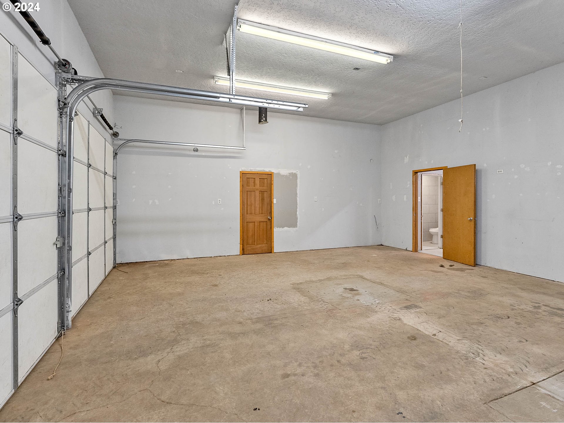 11320 Northwest Old Cornelius Pass Road Portland, OR 97231 - Photo 40 of 48 Shop
