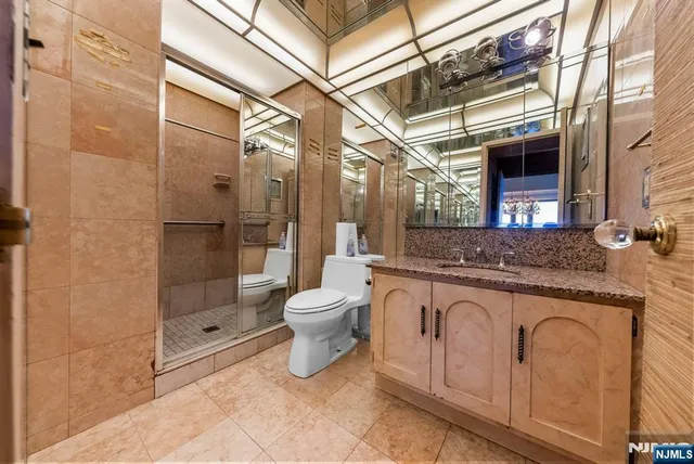 $998,000 | 1500 Palisade Avenue, Unit 28F, Fort Lee, NJ 07024